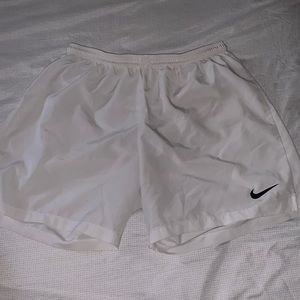 Nike athletic shorts 🖤
